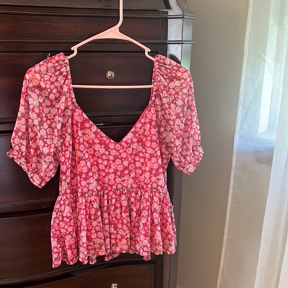 Francesca top size medium, worn once